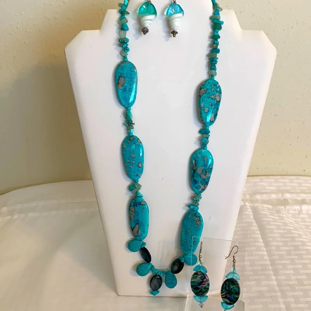 Jewelry - Picture 1 of 2
